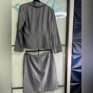 Isabelle Size 16 Two Piece Suit